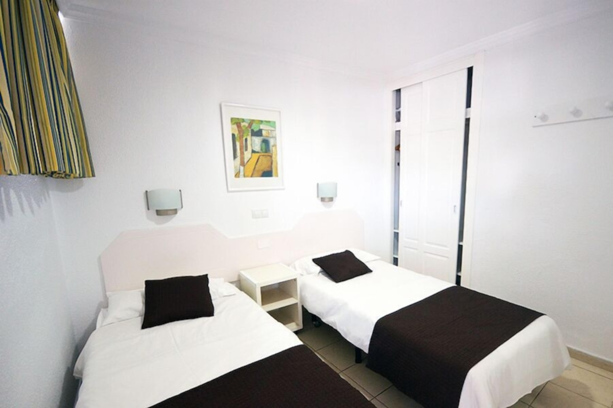 Arco Iris Apartments