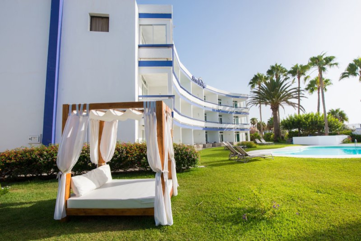 Arco Iris Apartments
