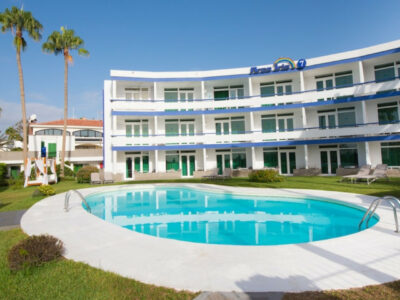 Arco Iris Apartments