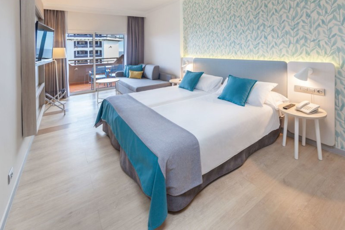 Abora Continental by Lopesan